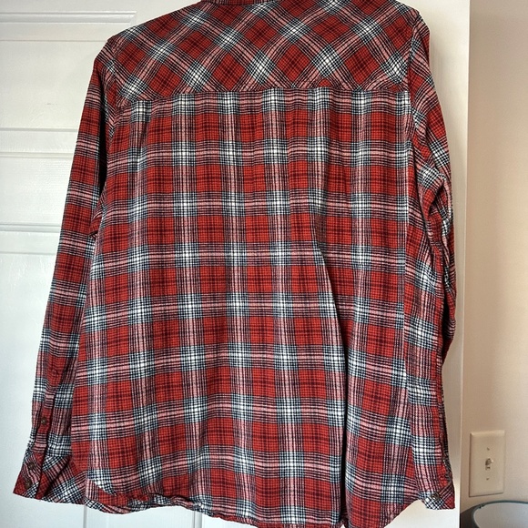 Universal Thread Flannel - Picture 2 of 2
